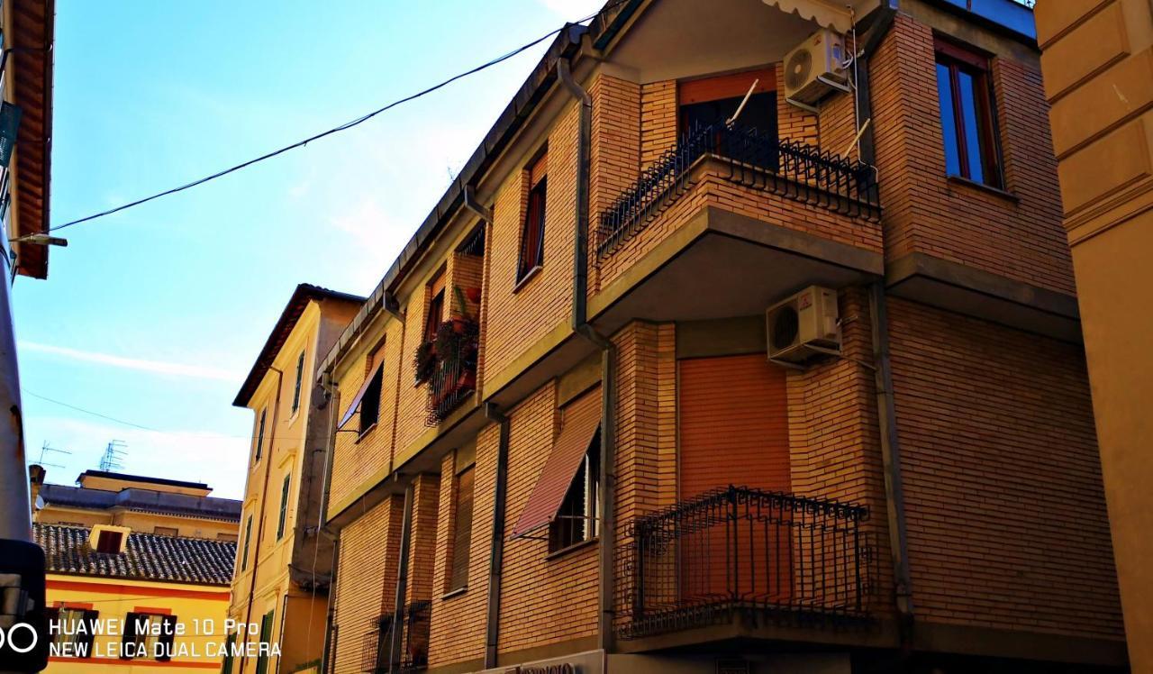 Casa Paolina Nel Centro Di Bracciano别墅 外观 照片